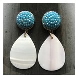 Oorbellen candy ijsblauw schelp